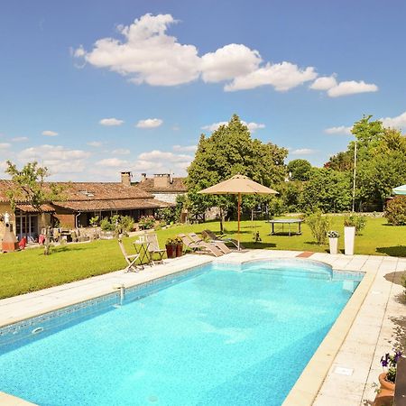 Snug Cottage In Saint Eutrope De Born With Pool Exteriör bild