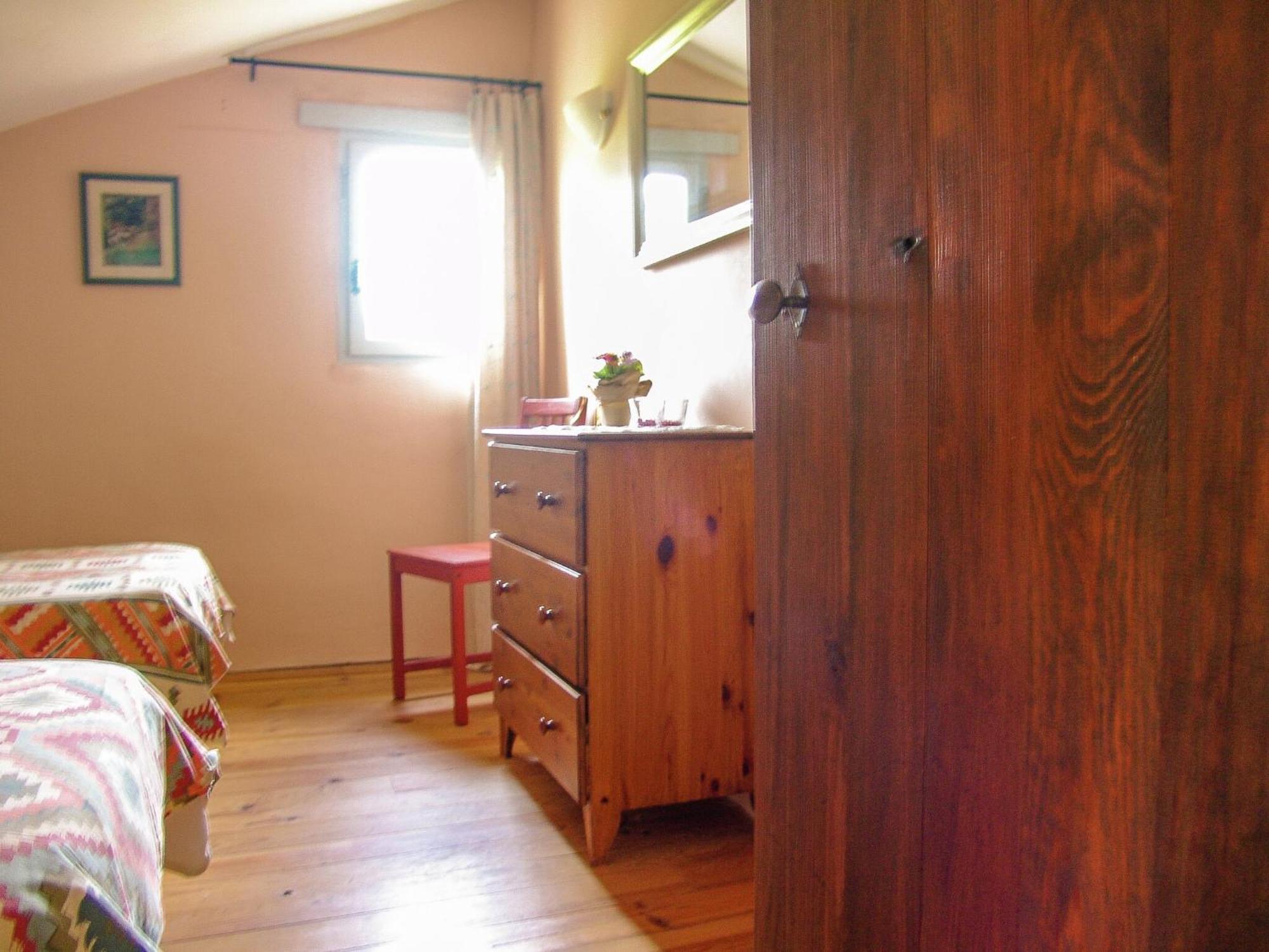 Snug Cottage In Saint Eutrope De Born With Pool Exteriör bild